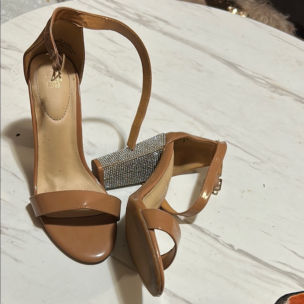 Elegant Tan Women's Heels